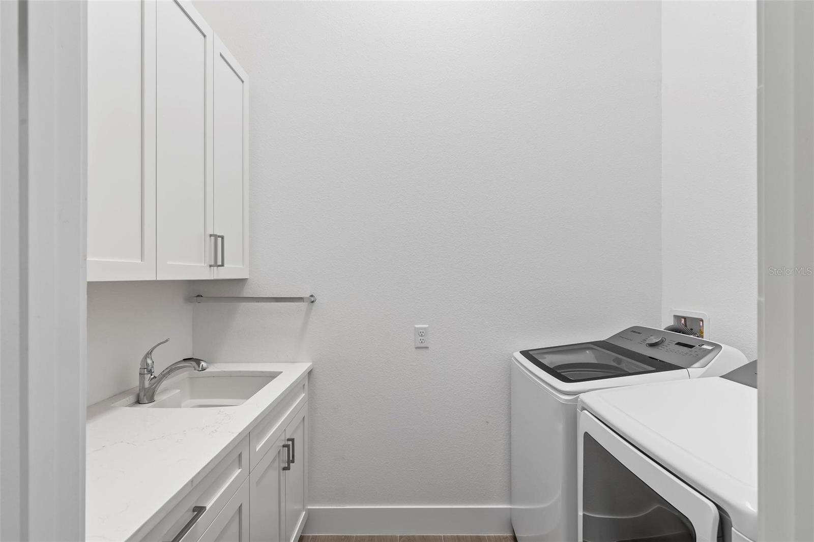 21 N RIVERWALK DR, PALM COAST, FL, 32137