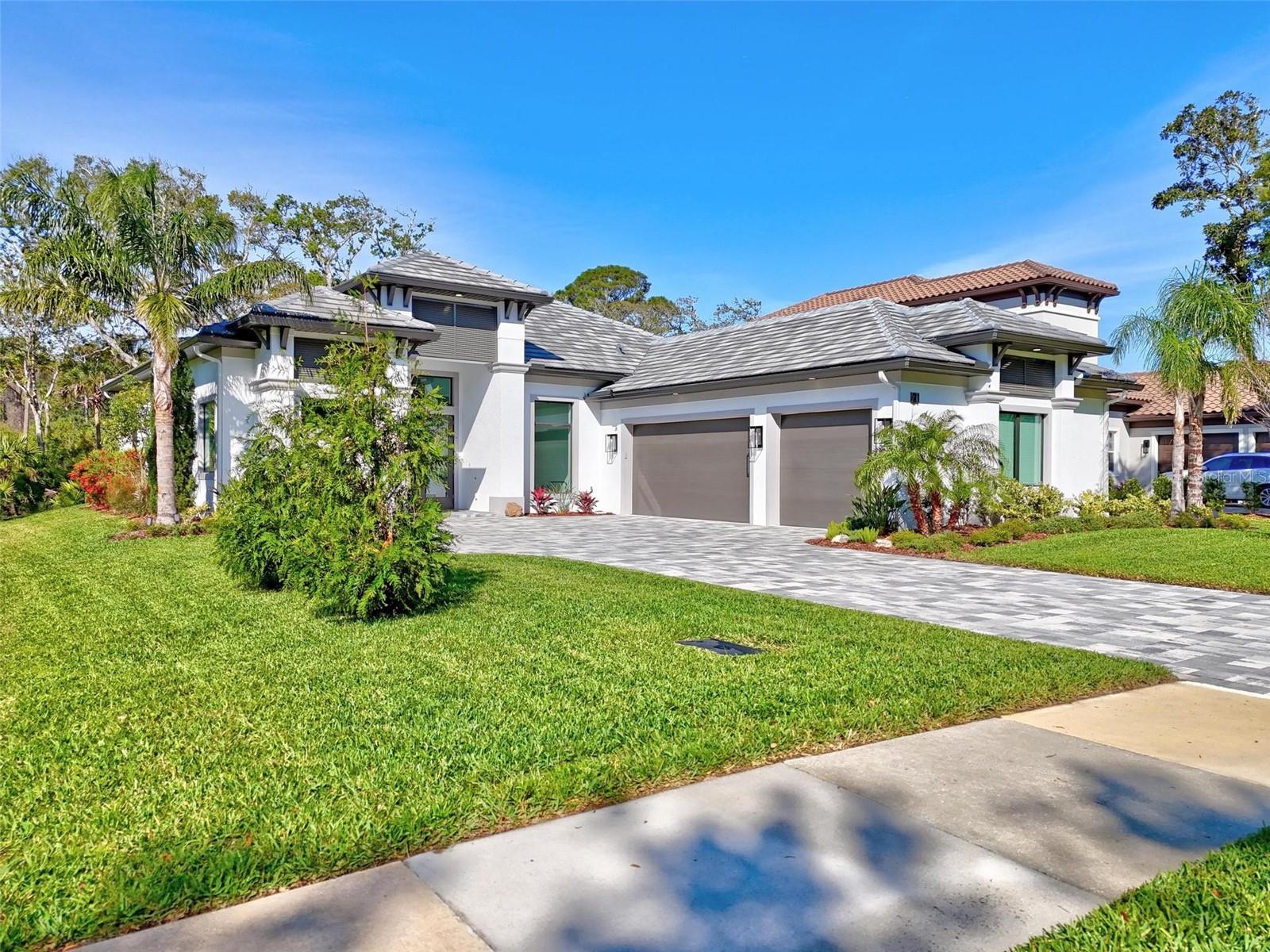 21 N RIVERWALK DR, PALM COAST, FL, 32137