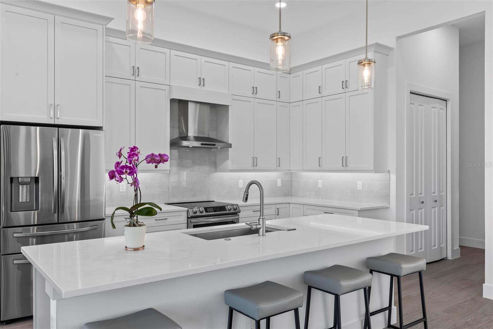 21 N RIVERWALK DR, PALM COAST, FL, 32137