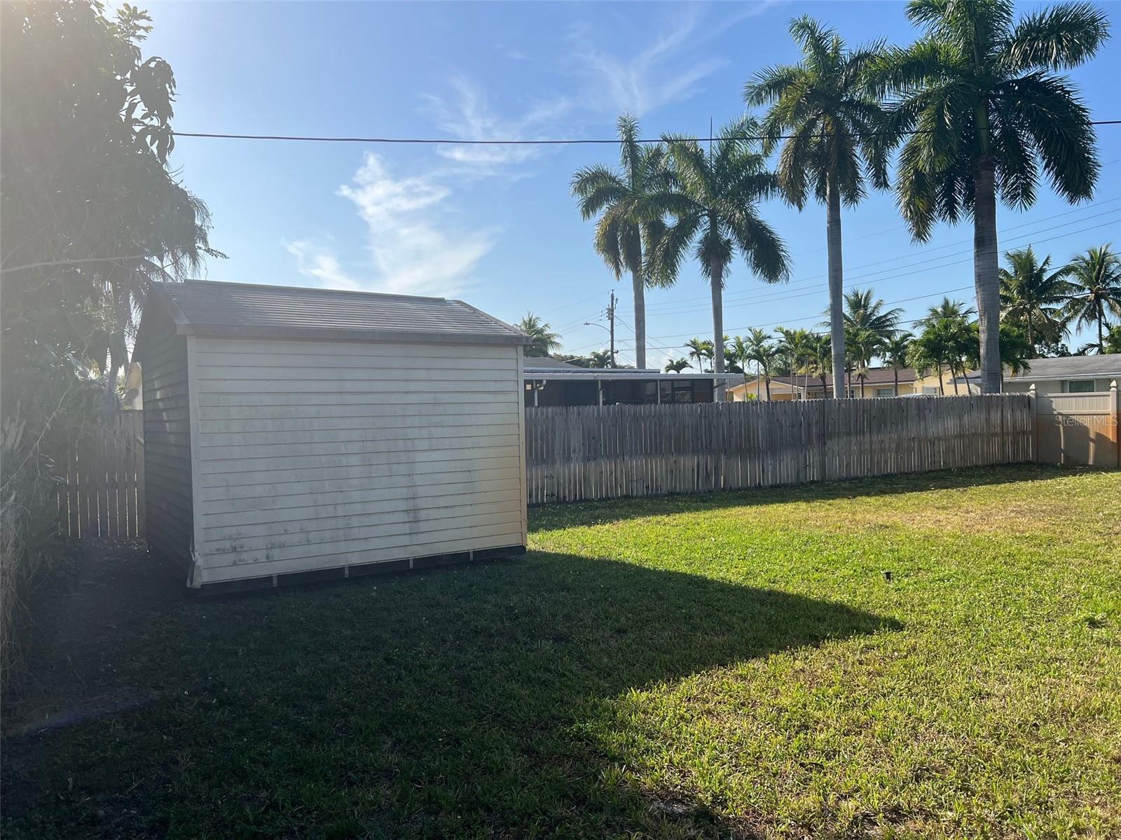 2691 NW 43RD TER, LAUDERHILL, FL, 33313