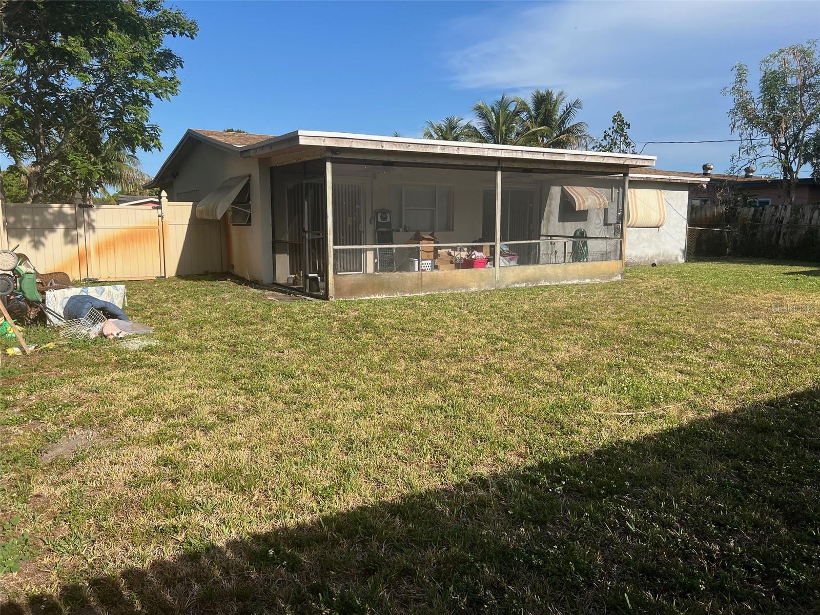 2691 NW 43RD TER, LAUDERHILL, FL, 33313