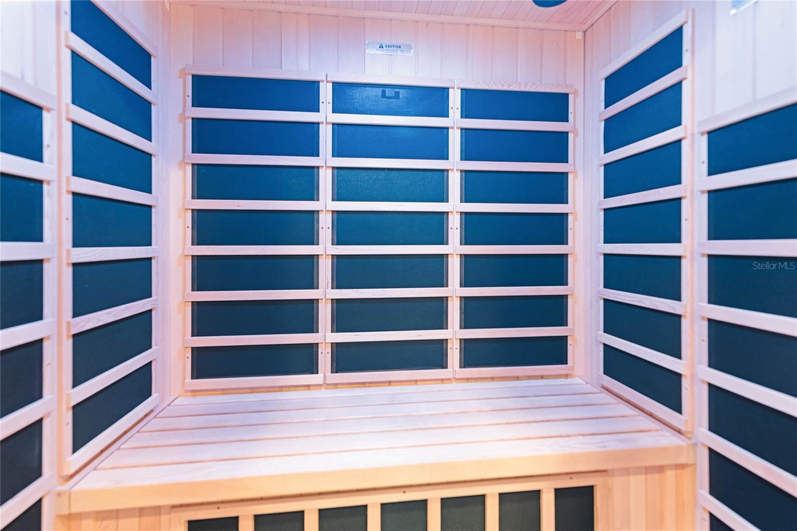 1 W VILLAGE DR, OVIEDO, FL, 32765