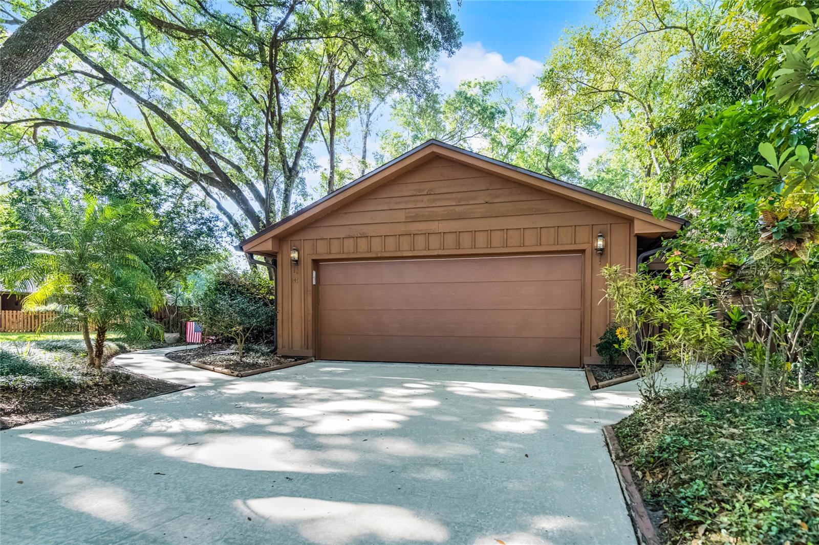 1 W VILLAGE DR, OVIEDO, FL, 32765