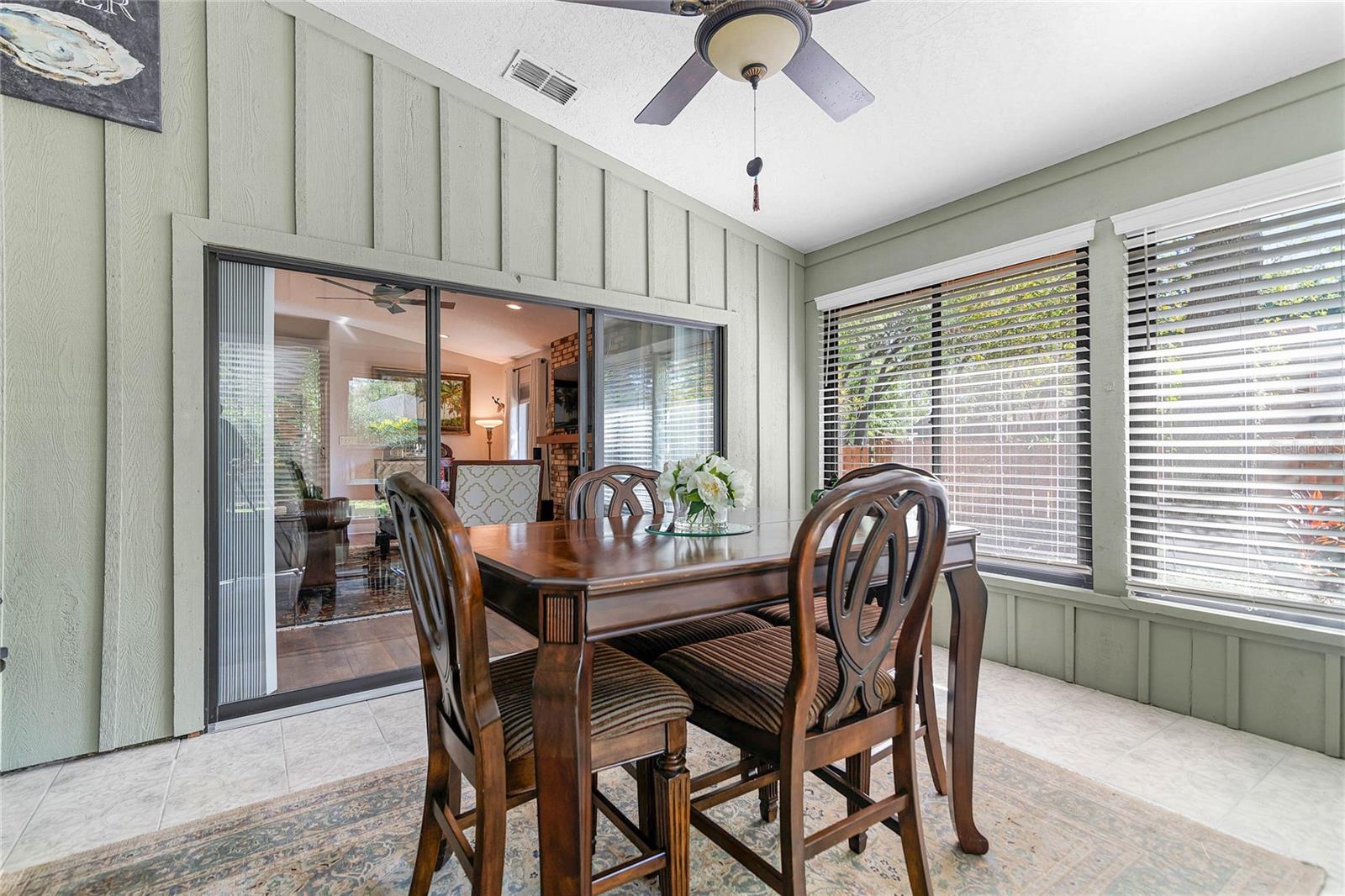 1 W VILLAGE DR, OVIEDO, FL, 32765