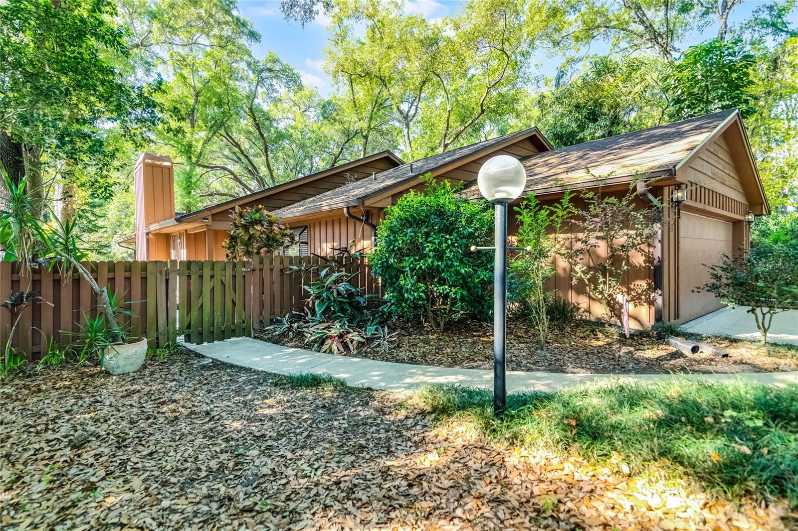 1 W VILLAGE DR, OVIEDO, FL, 32765