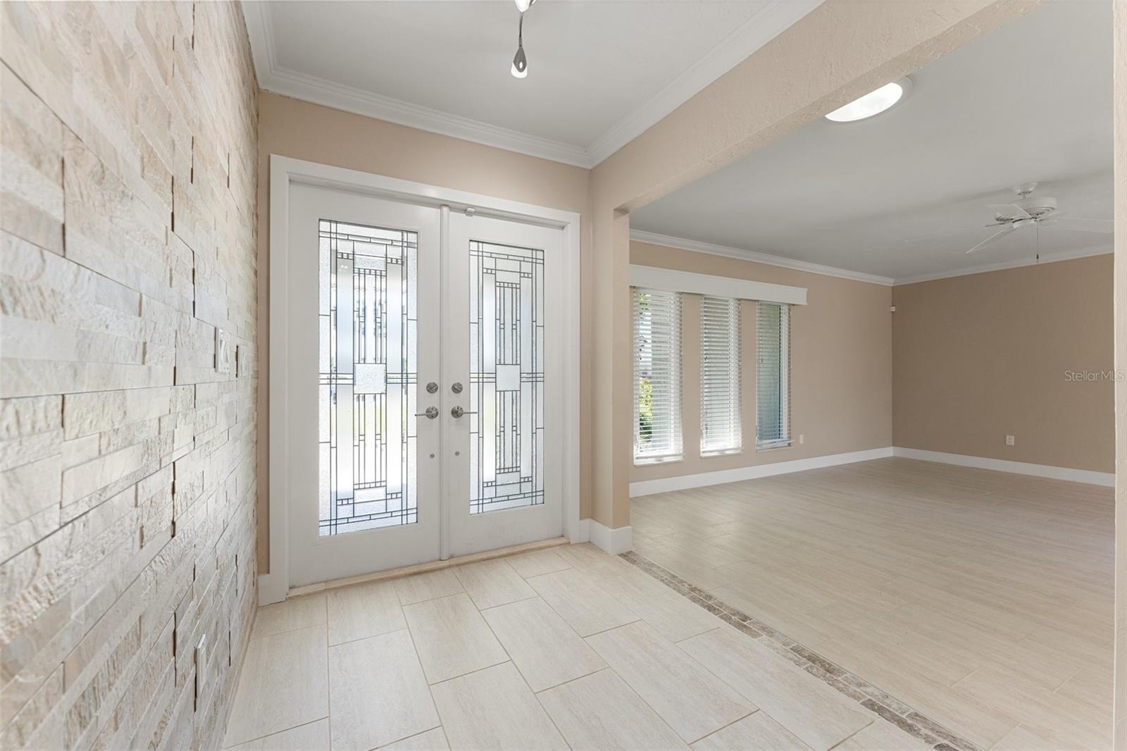 124 E NORTH SHORE AVE, NORTH FORT MYERS, FL, 33917