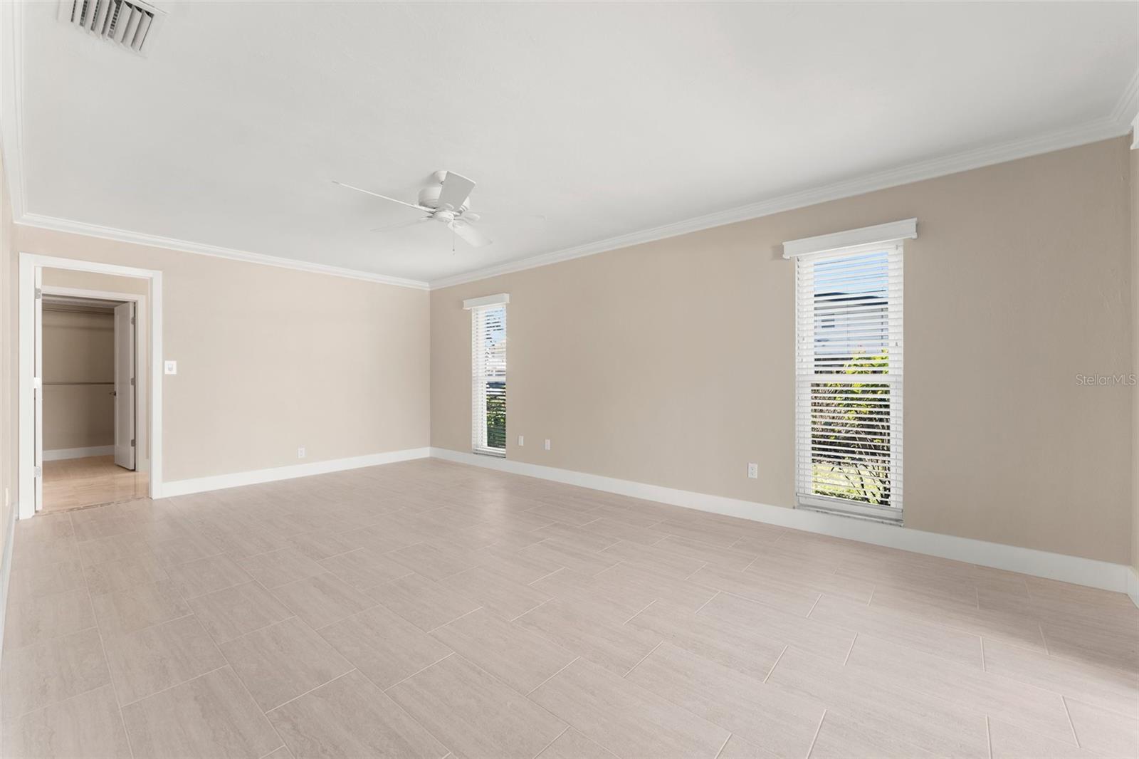 124 E NORTH SHORE AVE, NORTH FORT MYERS, FL, 33917