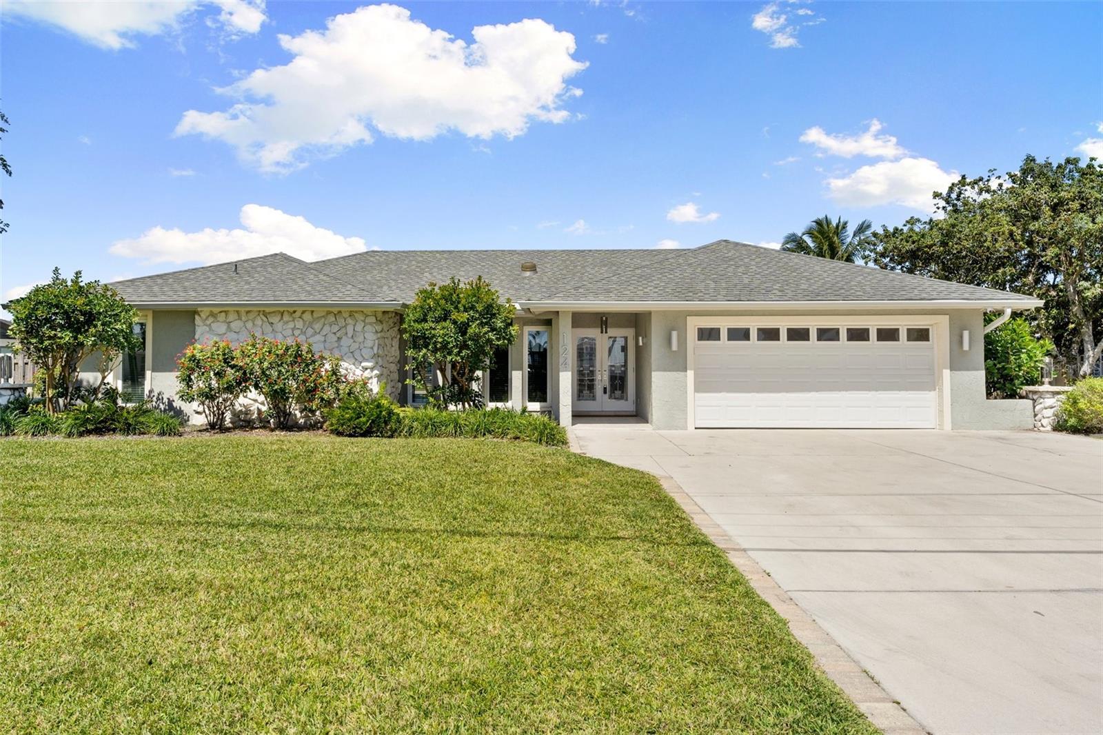 124 E NORTH SHORE AVE, NORTH FORT MYERS, FL, 33917