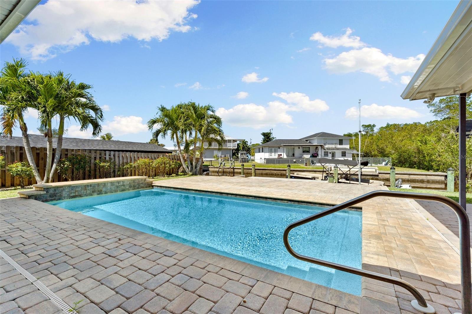 124 E NORTH SHORE AVE, NORTH FORT MYERS, FL, 33917