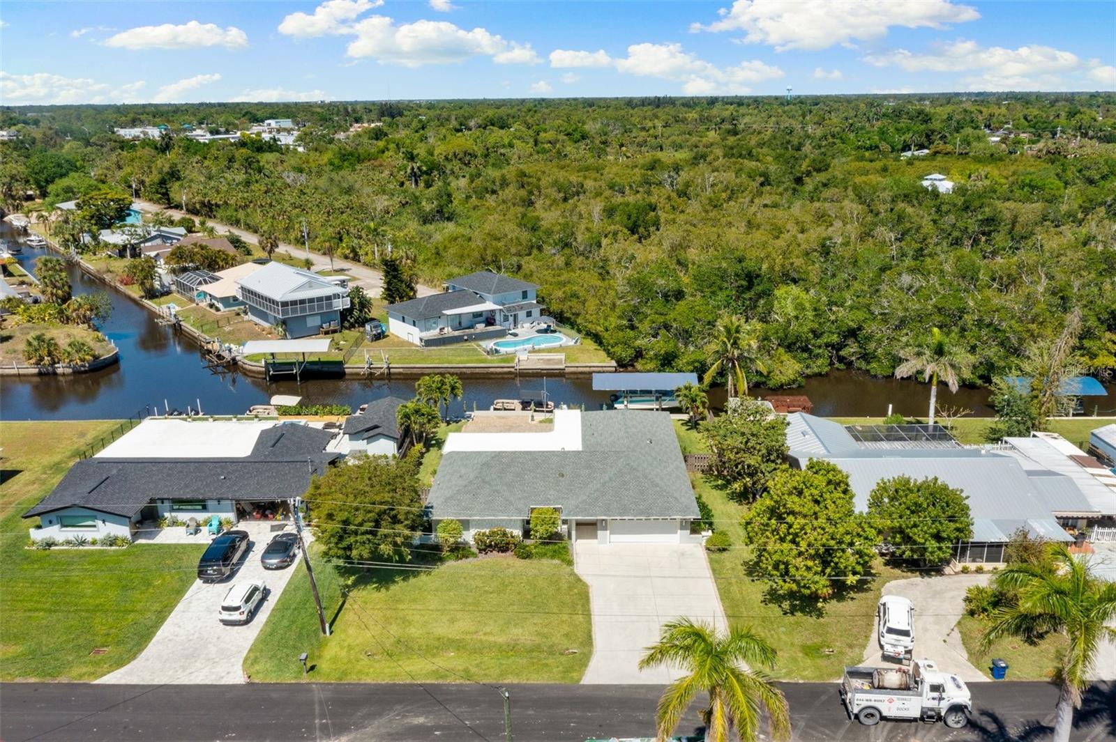 124 E NORTH SHORE AVE, NORTH FORT MYERS, FL, 33917