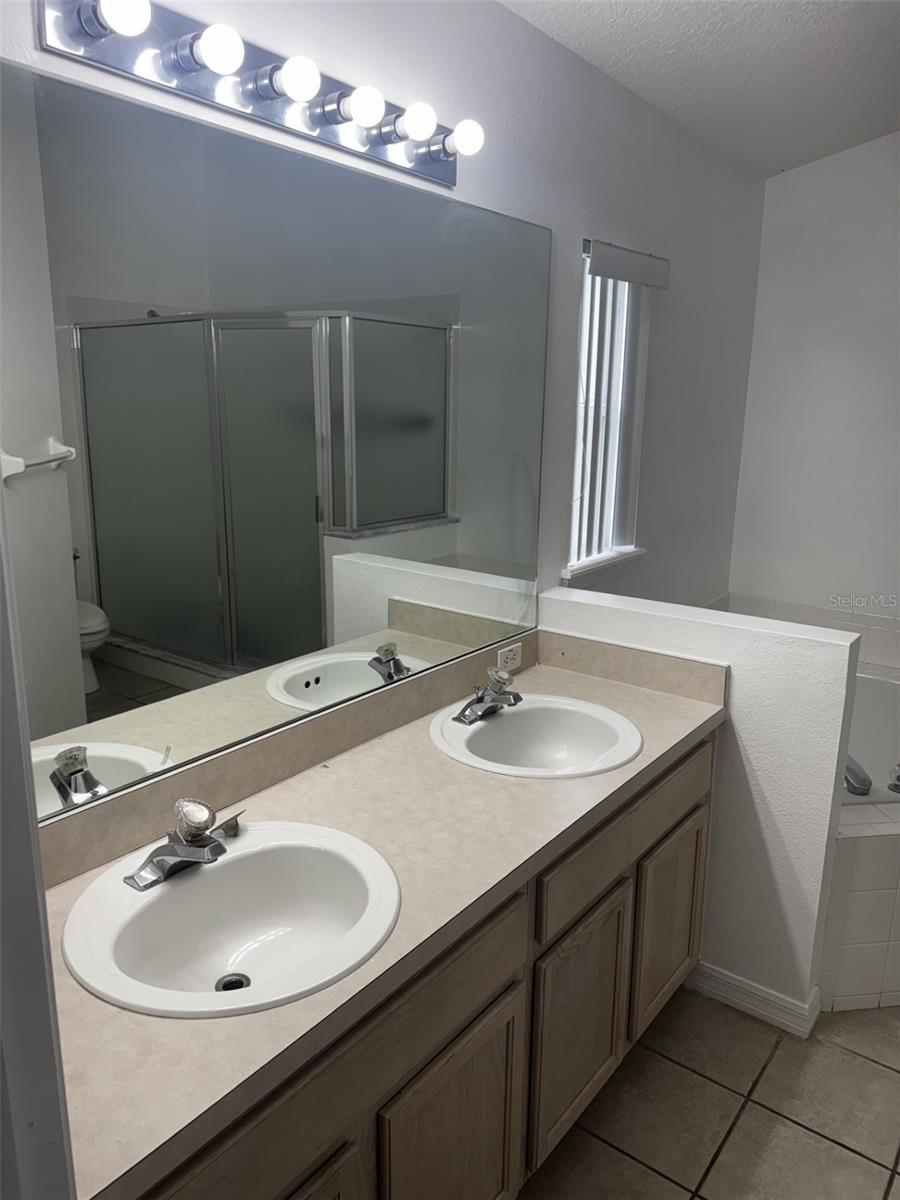 1144 CLEAR CREEK CIR, CLERMONT, FL, 34714