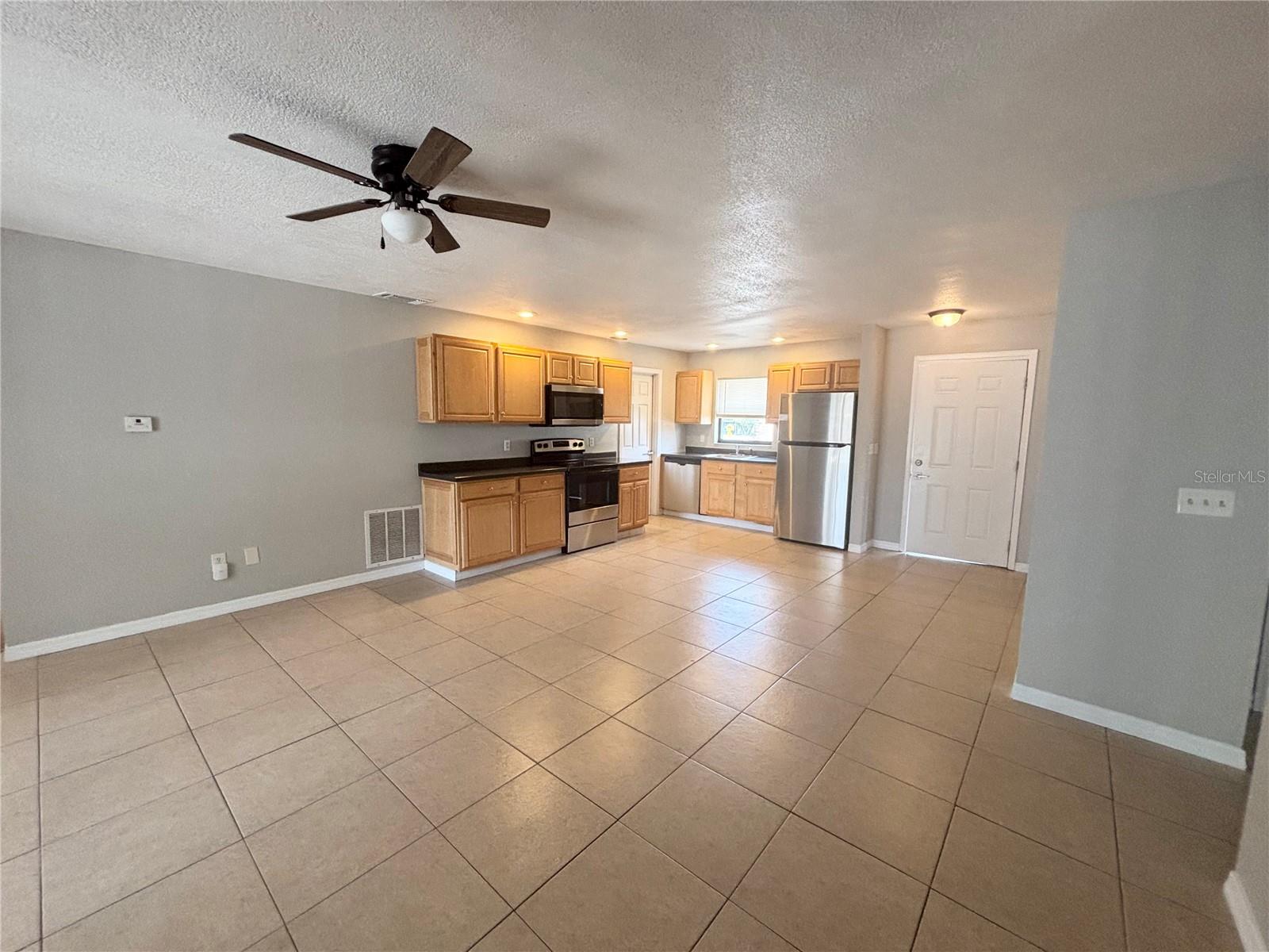 337 FISHER DR, DELTONA, FL, 32725