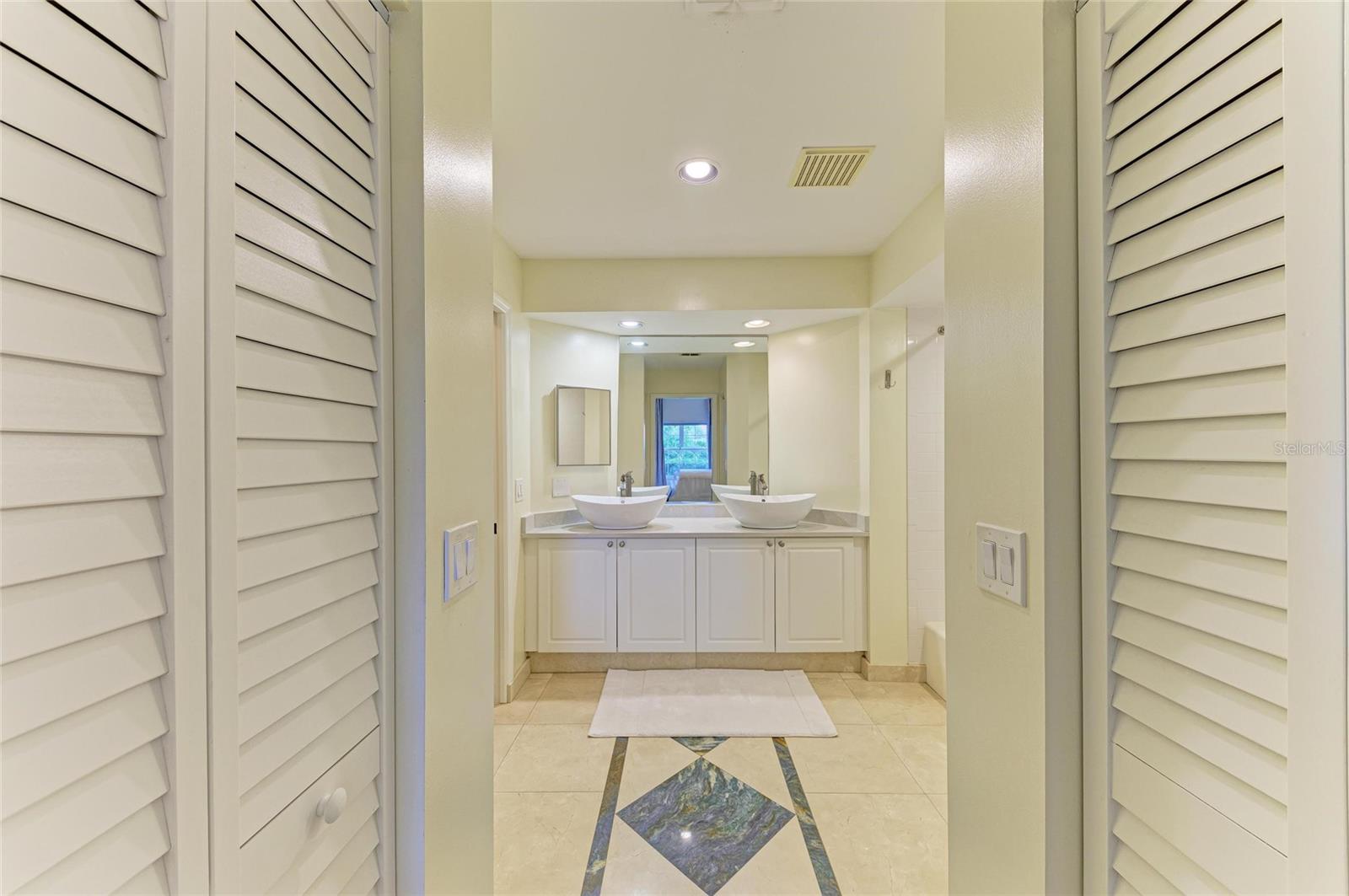 3605 54TH DR W #101, BRADENTON, FL, 34210