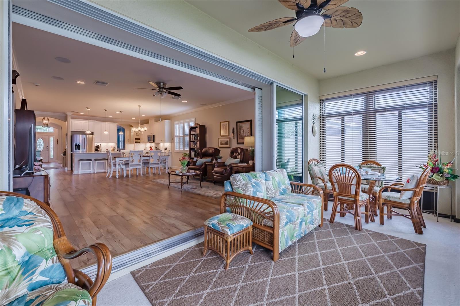 17609 BUCKINGHAM GARDEN DR, LITHIA, FL, 33547