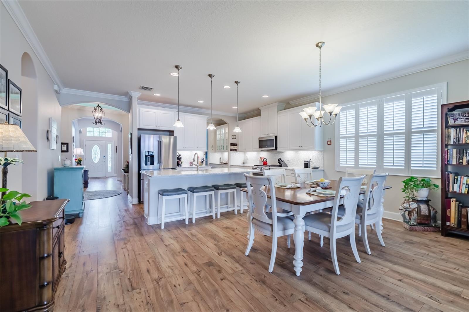 17609 BUCKINGHAM GARDEN DR, LITHIA, FL, 33547