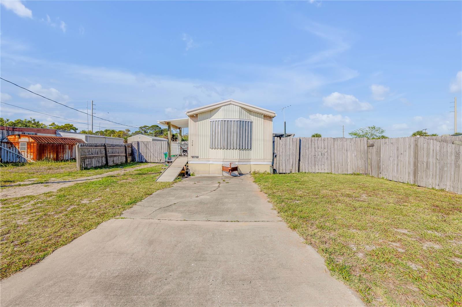 778 INDIAN HARBOR AVE, OAK HILL, FL, 32759