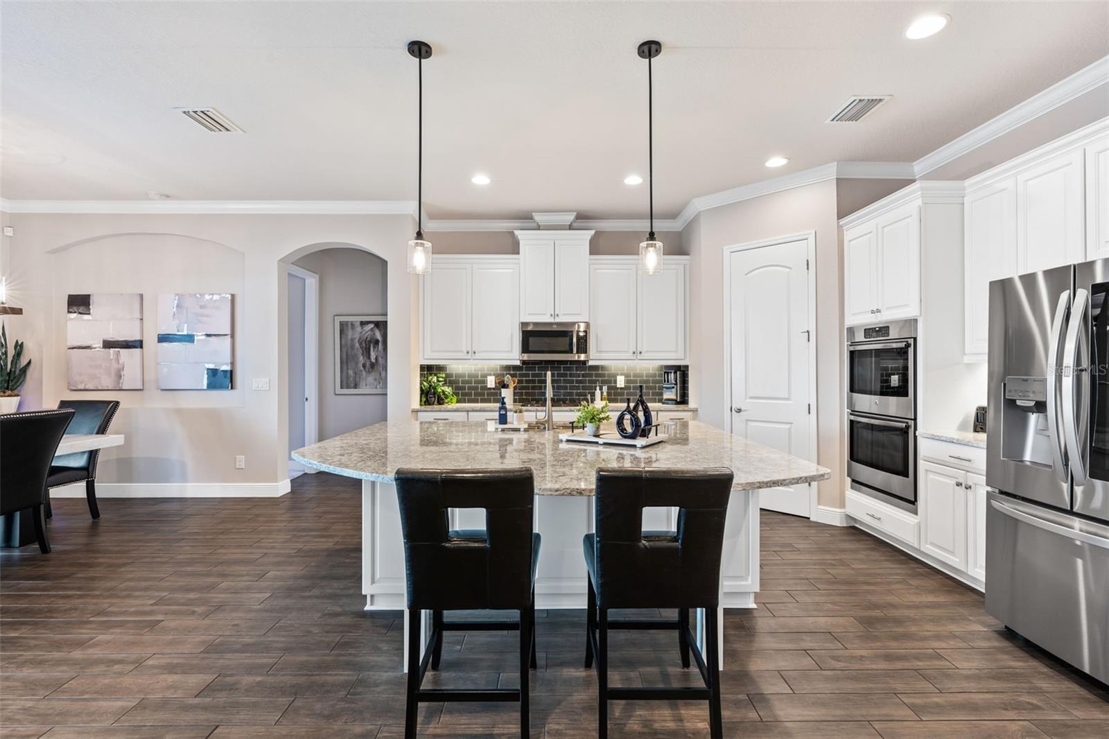 11851 LAKE LUCAYA DR, RIVERVIEW, FL, 33579