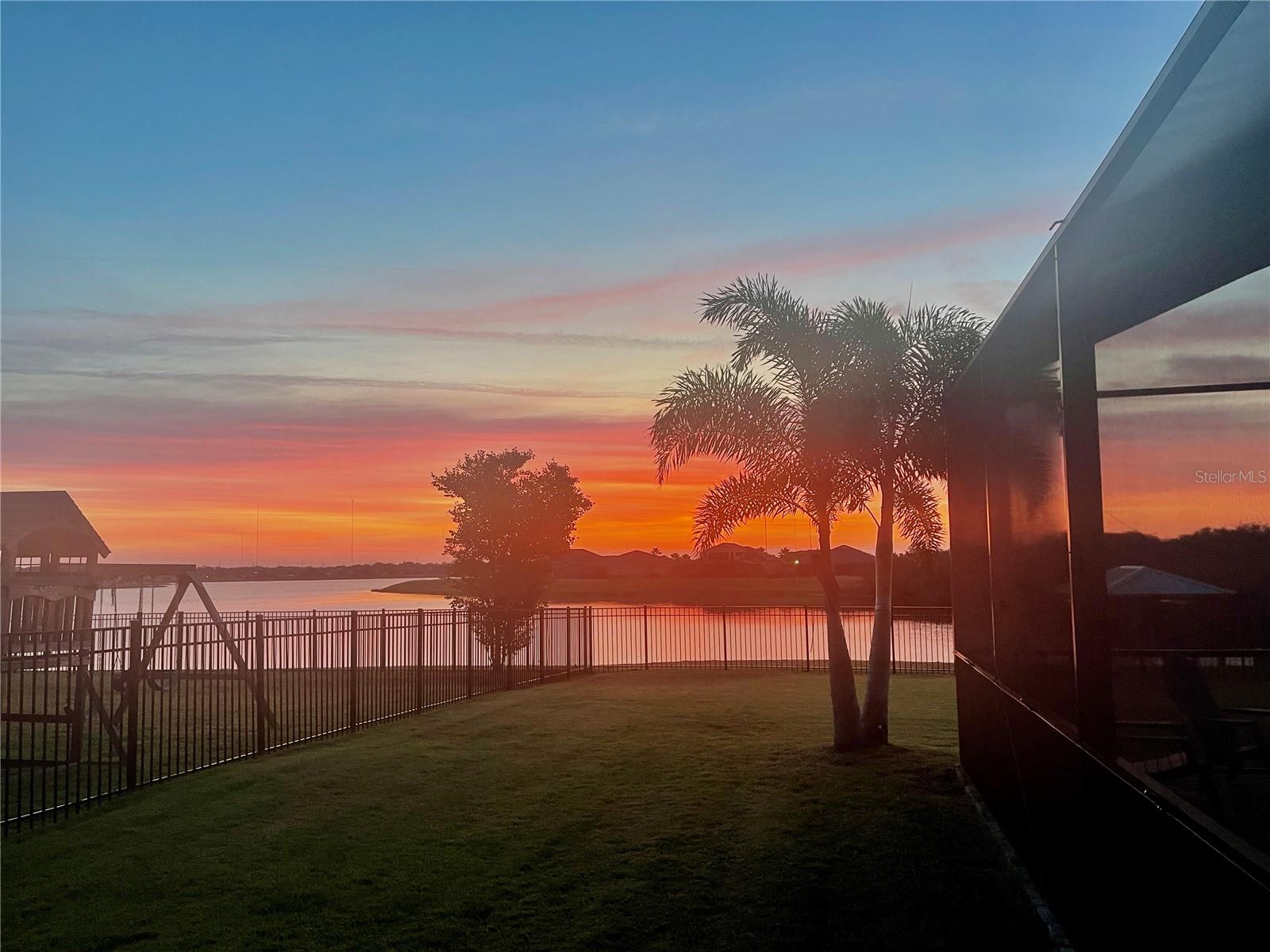 11851 LAKE LUCAYA DR, RIVERVIEW, FL, 33579