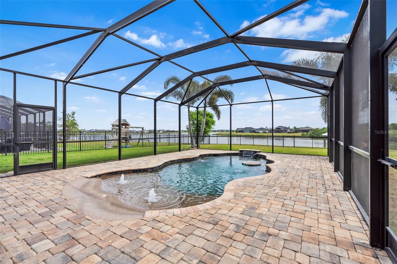 11851 LAKE LUCAYA DR, RIVERVIEW, FL, 33579