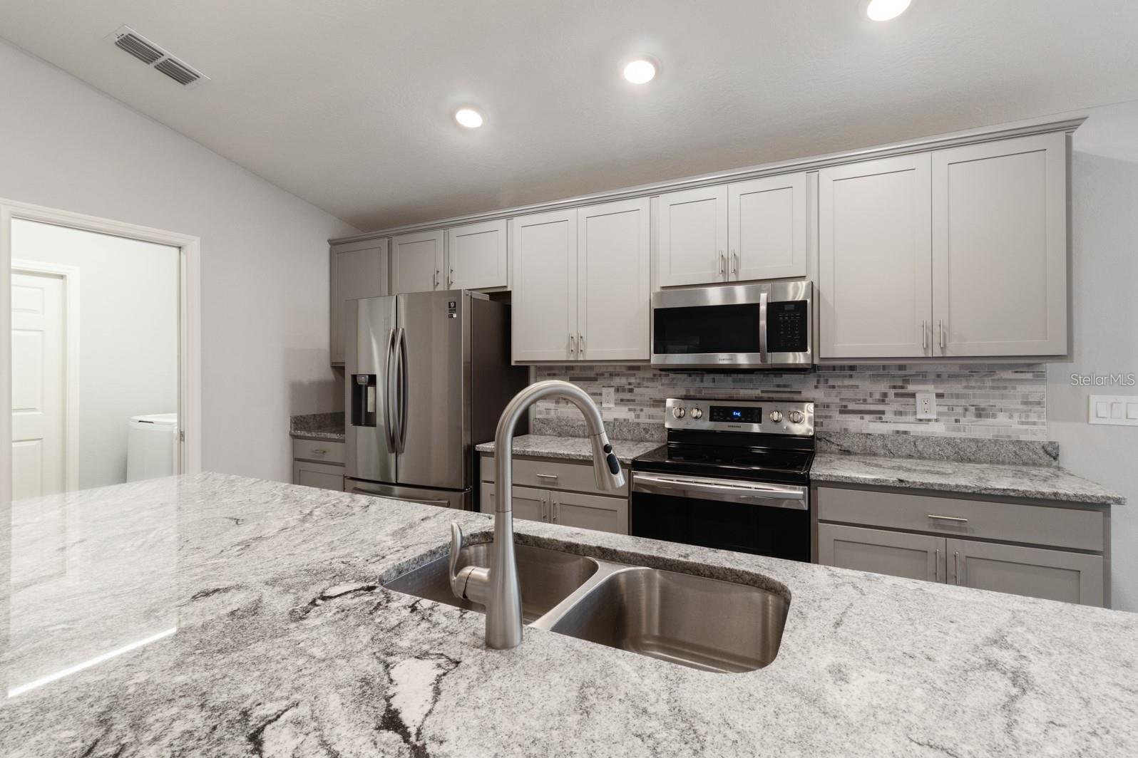 333 BANDON DUNES LOOP, DAVENPORT, FL, 33837