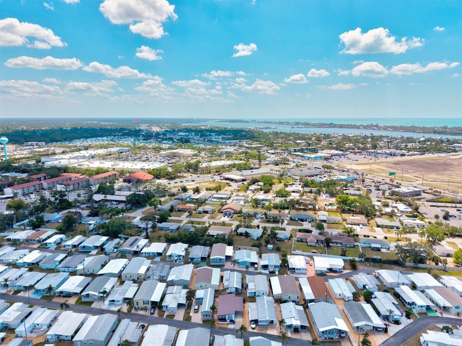 231 SOUTHWINDS DR, SARASOTA, FL, 34231