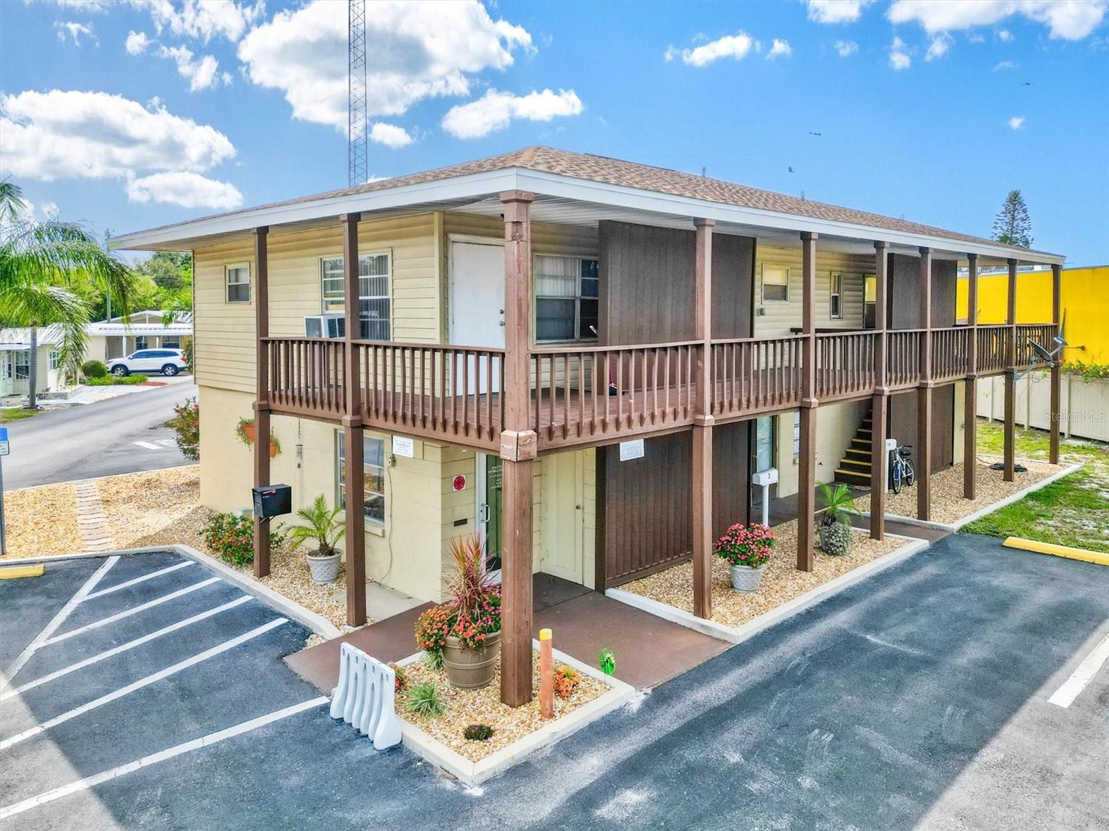 231 SOUTHWINDS DR, SARASOTA, FL, 34231