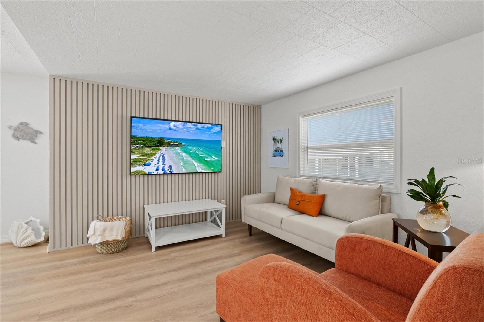 231 SOUTHWINDS DR, SARASOTA, FL, 34231