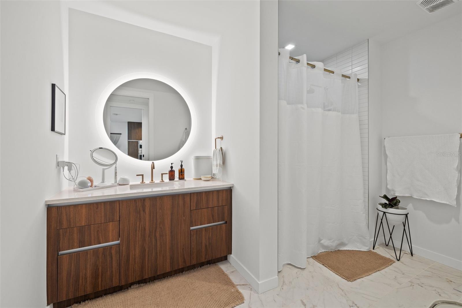 777 3RD AVE N #1007, ST PETERSBURG, FL, 33701