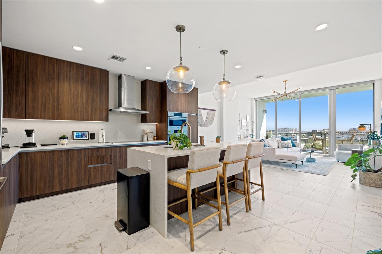 777 3RD AVE N #1007, ST PETERSBURG, FL, 33701