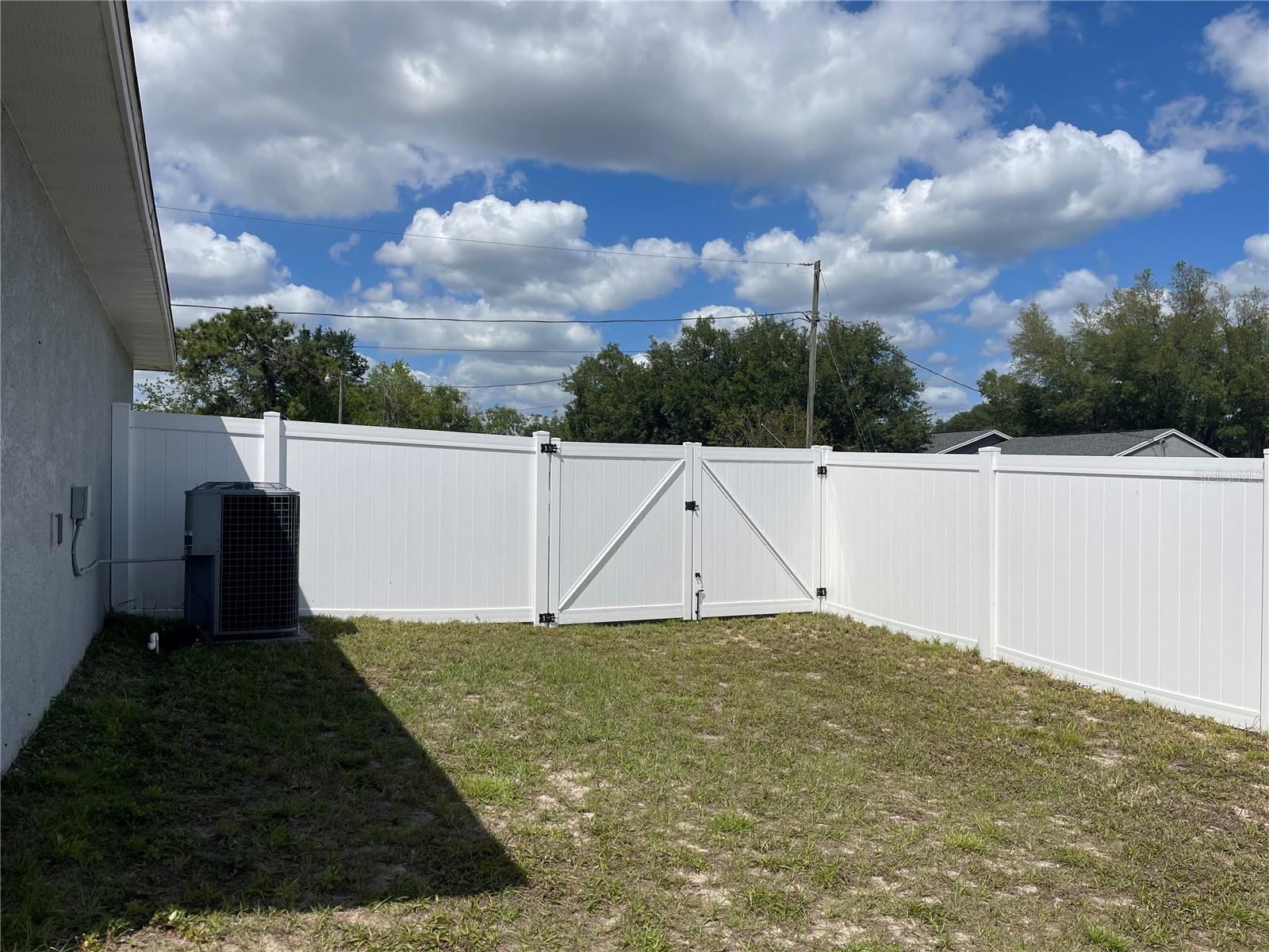 18 CEDAR CRSE, OCALA, FL, 34472