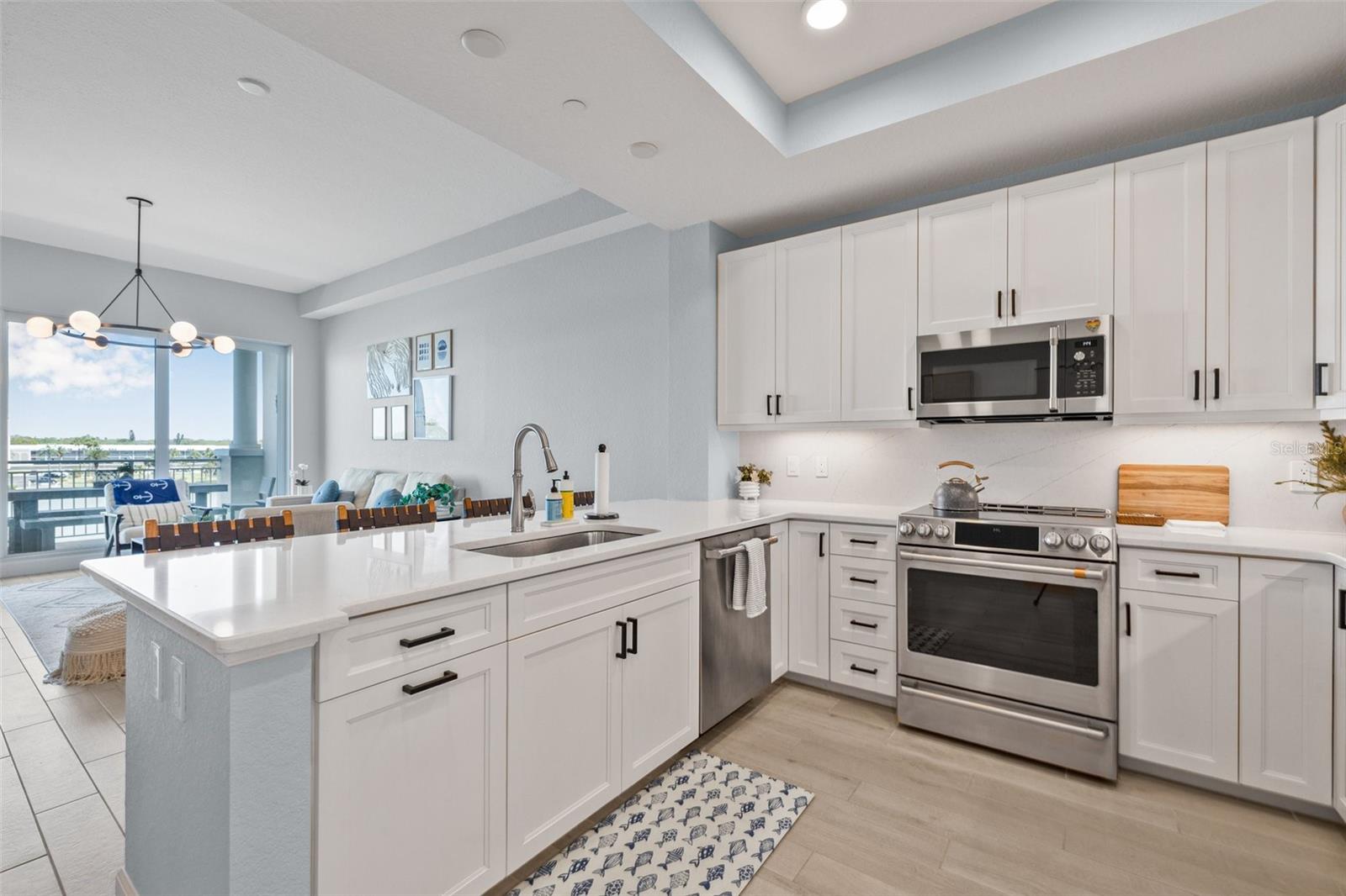 20001 GULF BLVD #404, INDIAN SHORES, FL, 33785