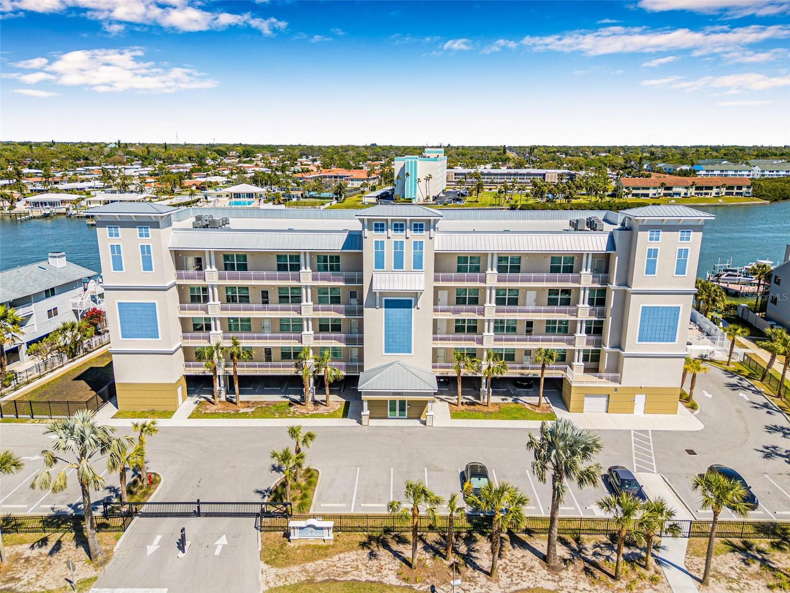 20001 GULF BLVD #404, INDIAN SHORES, FL, 33785
