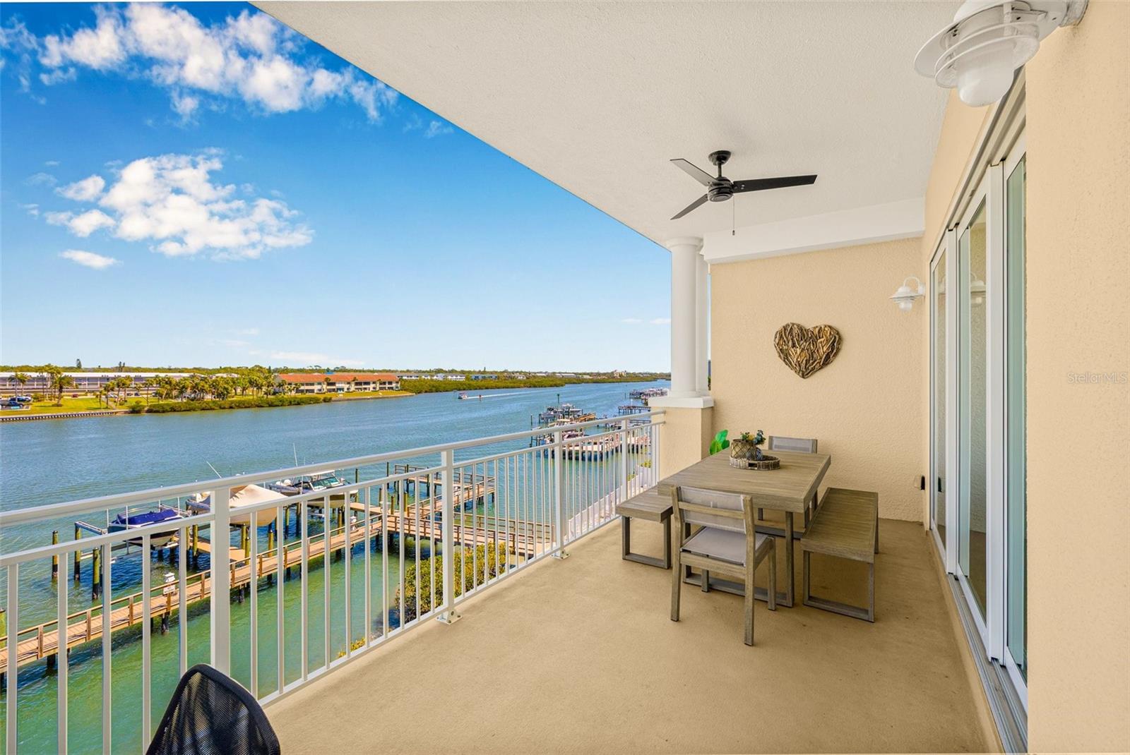 20001 GULF BLVD #404, INDIAN SHORES, FL, 33785