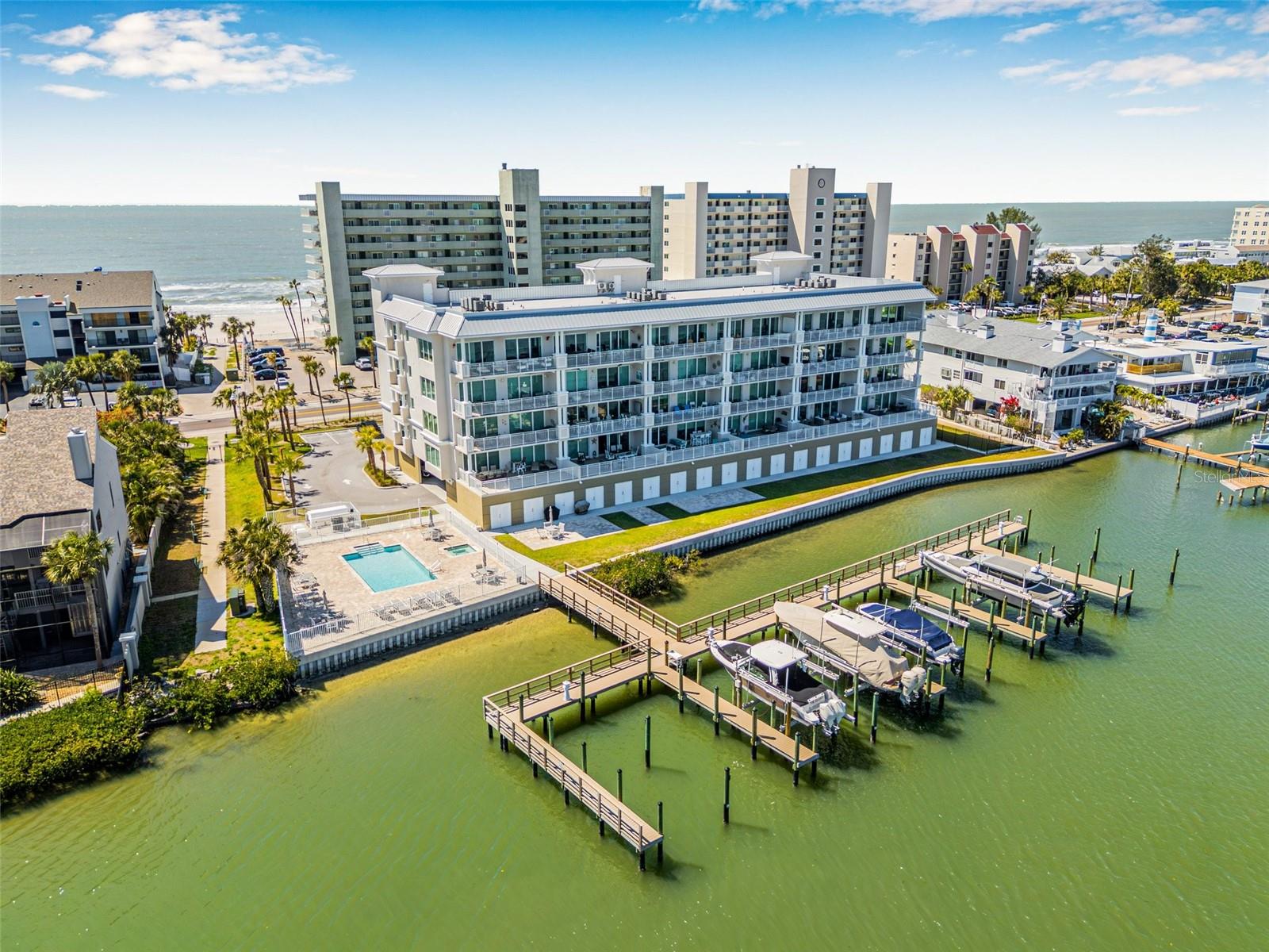 20001 GULF BLVD #404, INDIAN SHORES, FL, 33785
