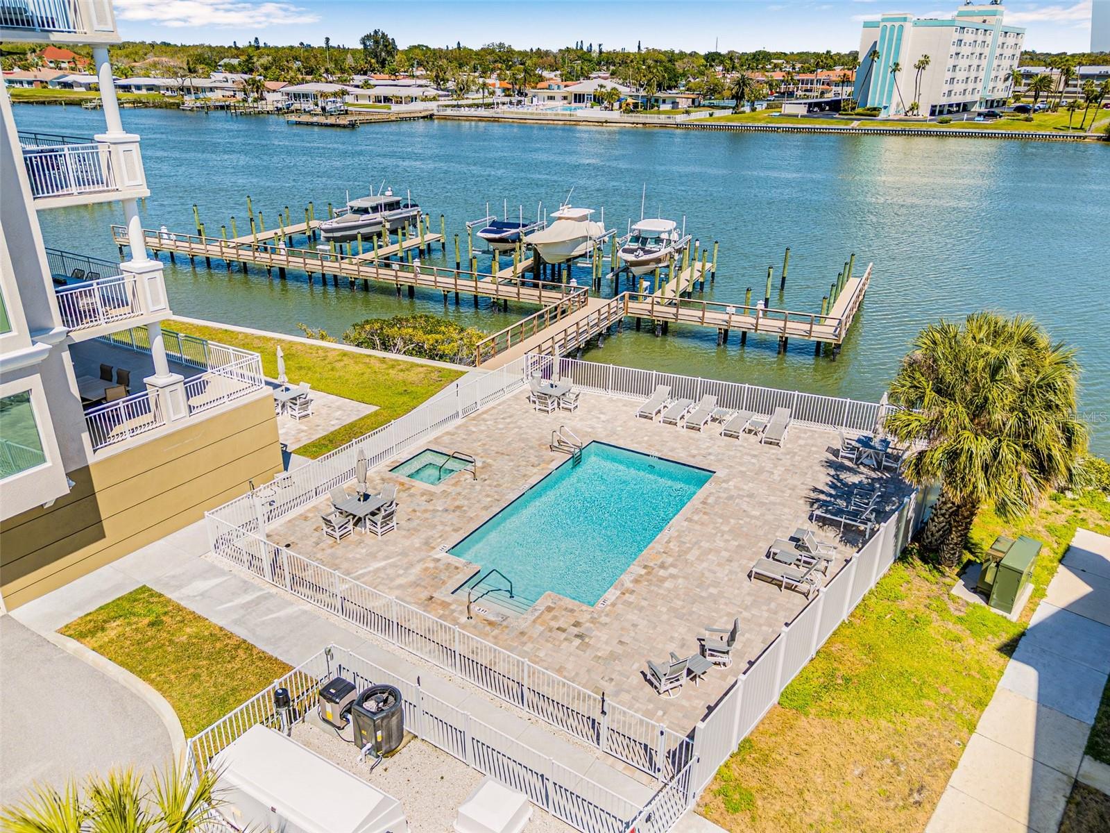 20001 GULF BLVD #404, INDIAN SHORES, FL, 33785