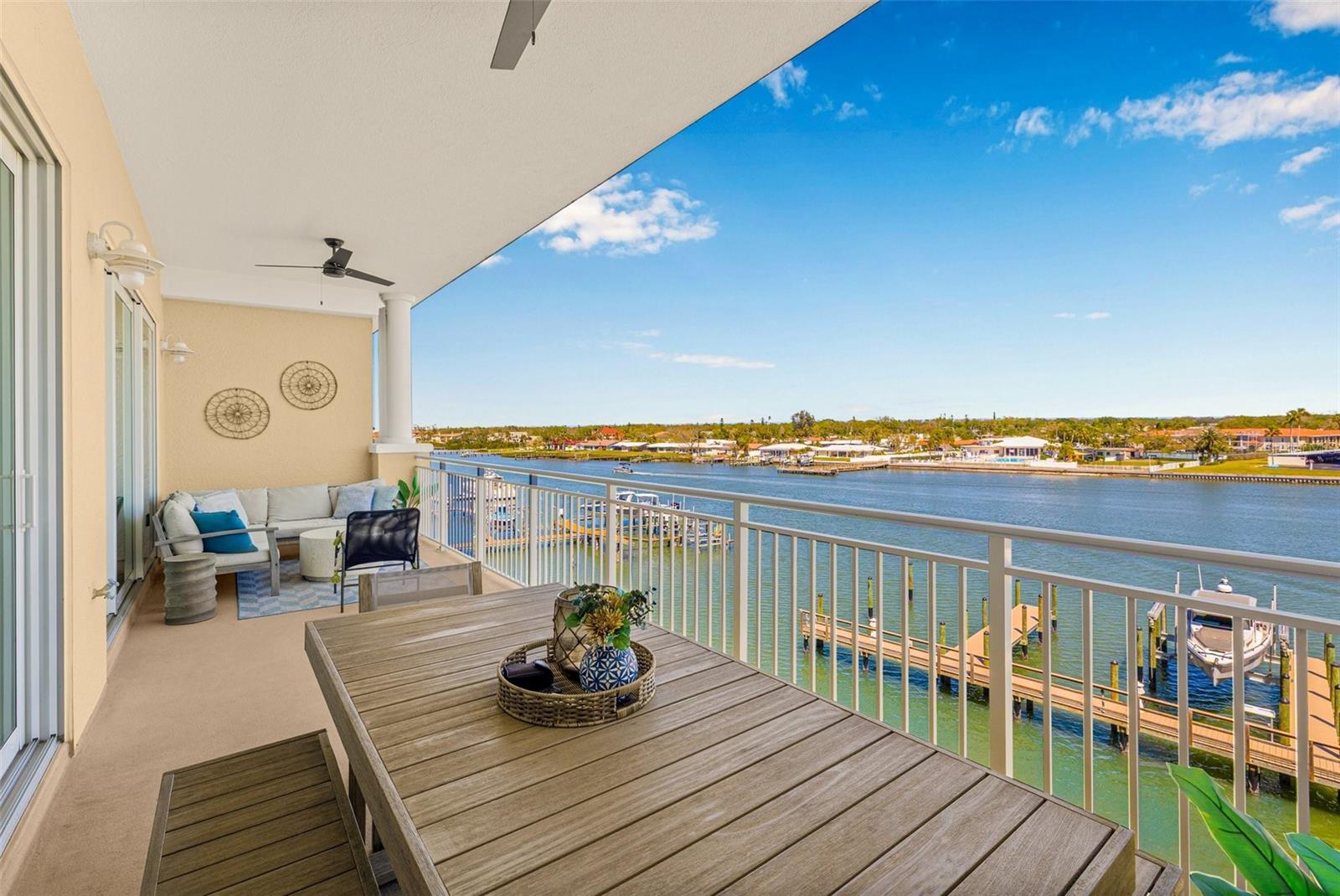 20001 GULF BLVD #404, INDIAN SHORES, FL, 33785