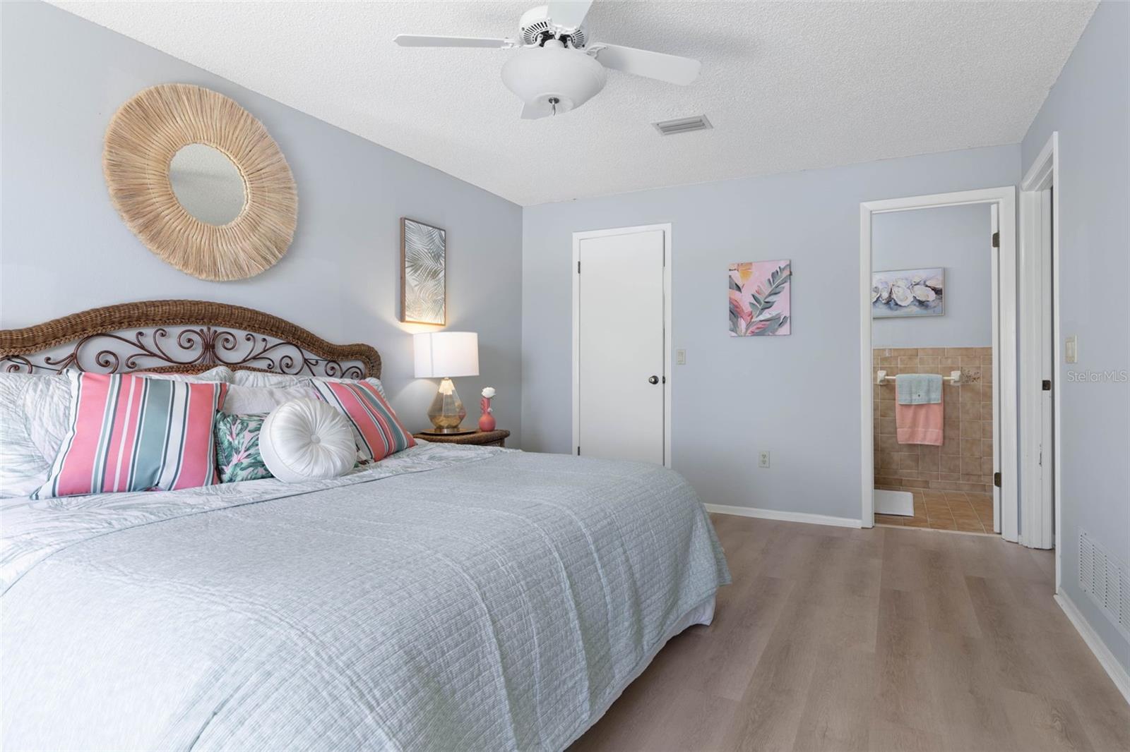 2260 JOHN ANDERSON DR, ORMOND BEACH, FL, 32176