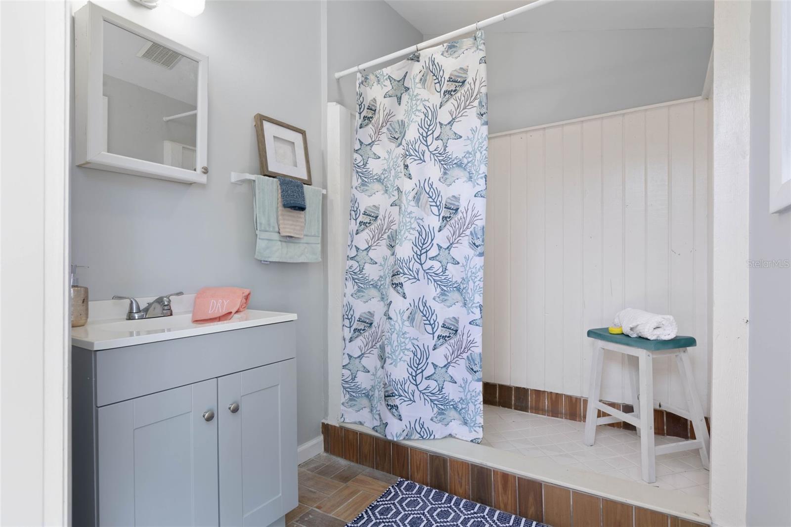 2260 JOHN ANDERSON DR, ORMOND BEACH, FL, 32176