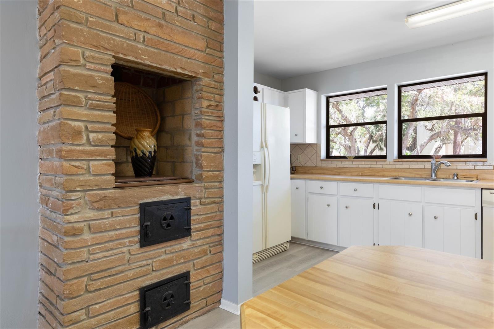 2260 JOHN ANDERSON DR, ORMOND BEACH, FL, 32176