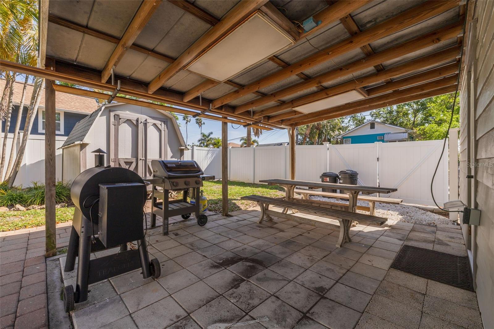 505 27TH AVE N, ST PETERSBURG, FL, 33704