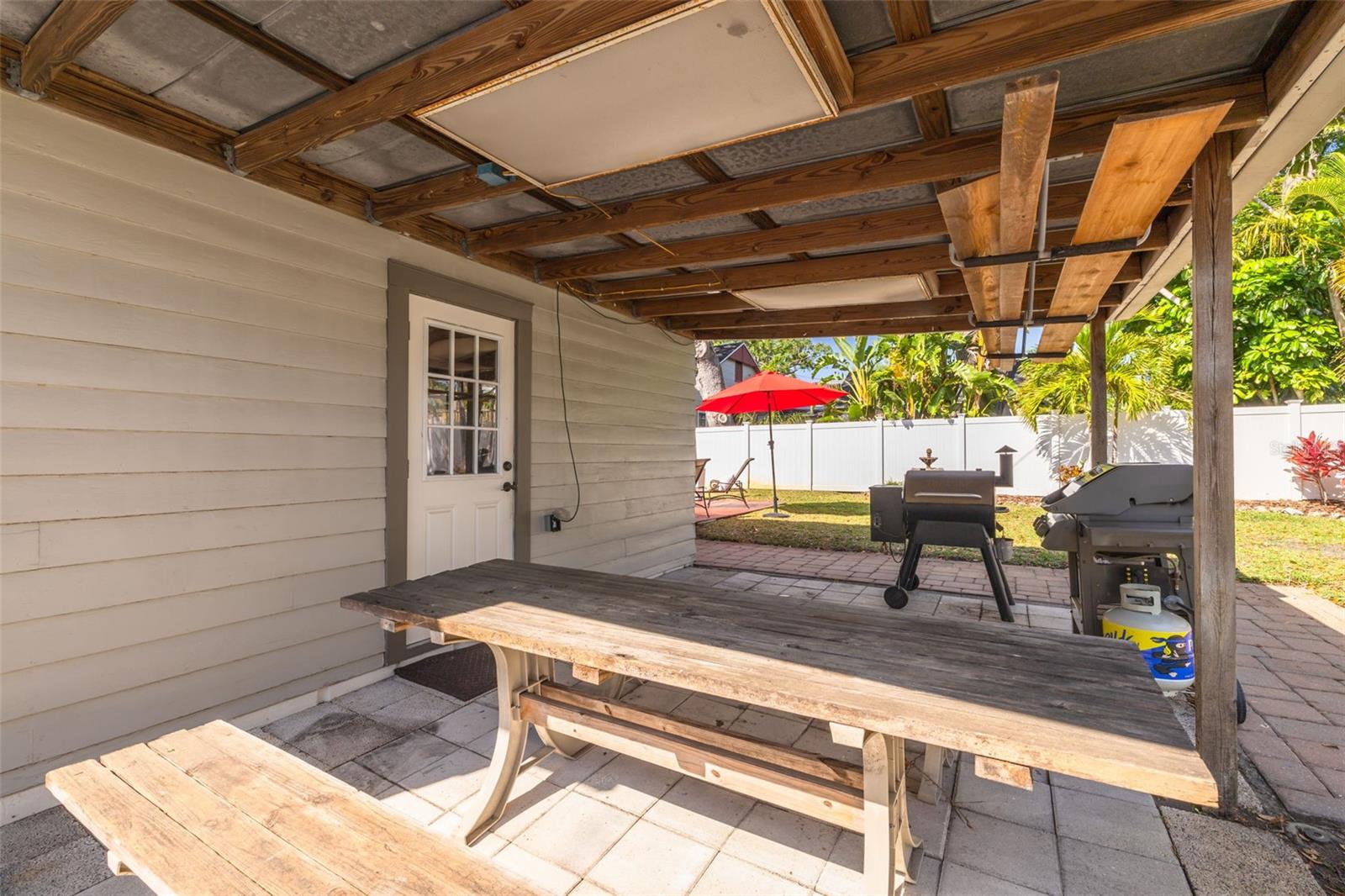 505 27TH AVE N, ST PETERSBURG, FL, 33704