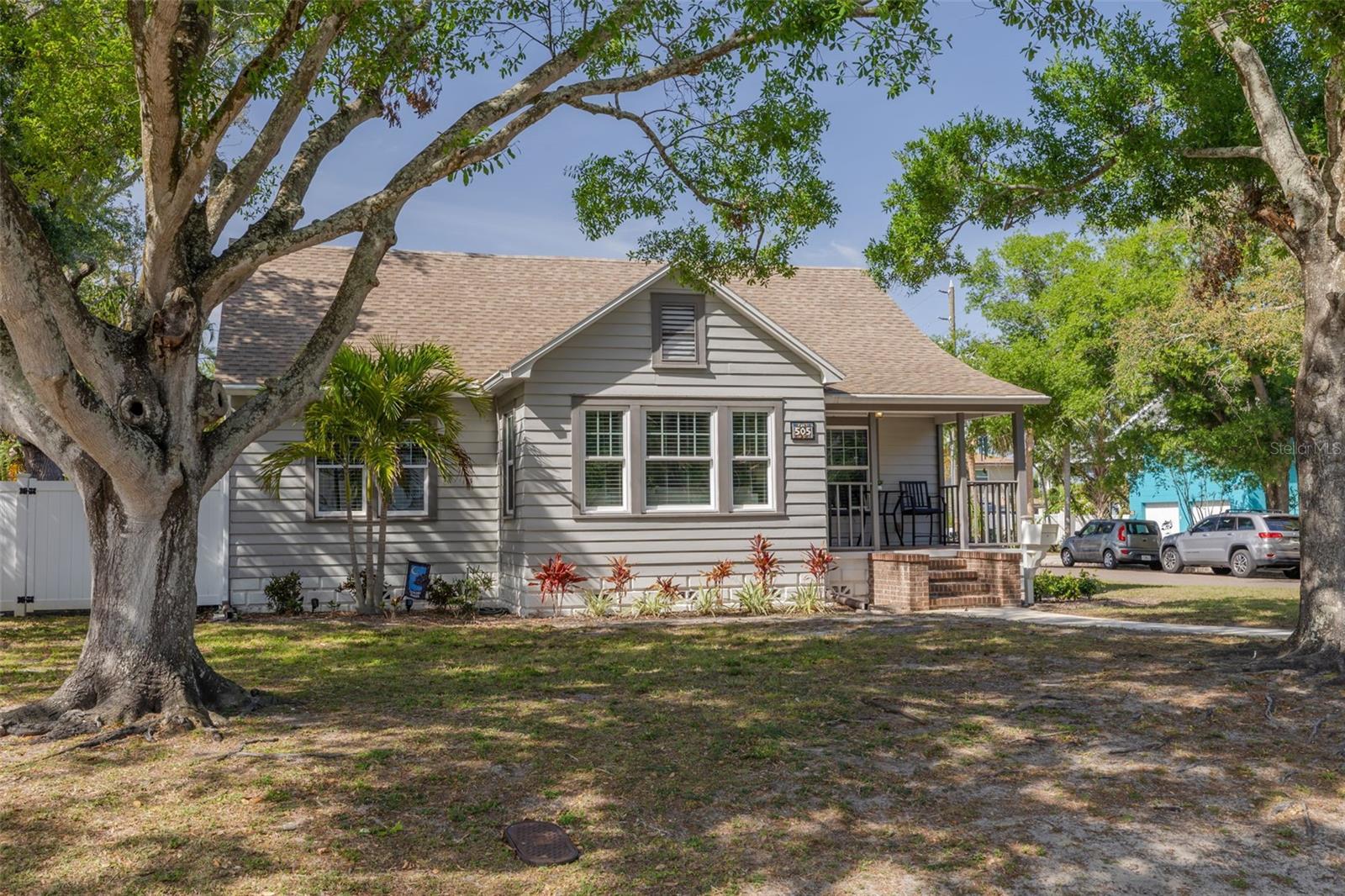 505 27TH AVE N, ST PETERSBURG, FL, 33704