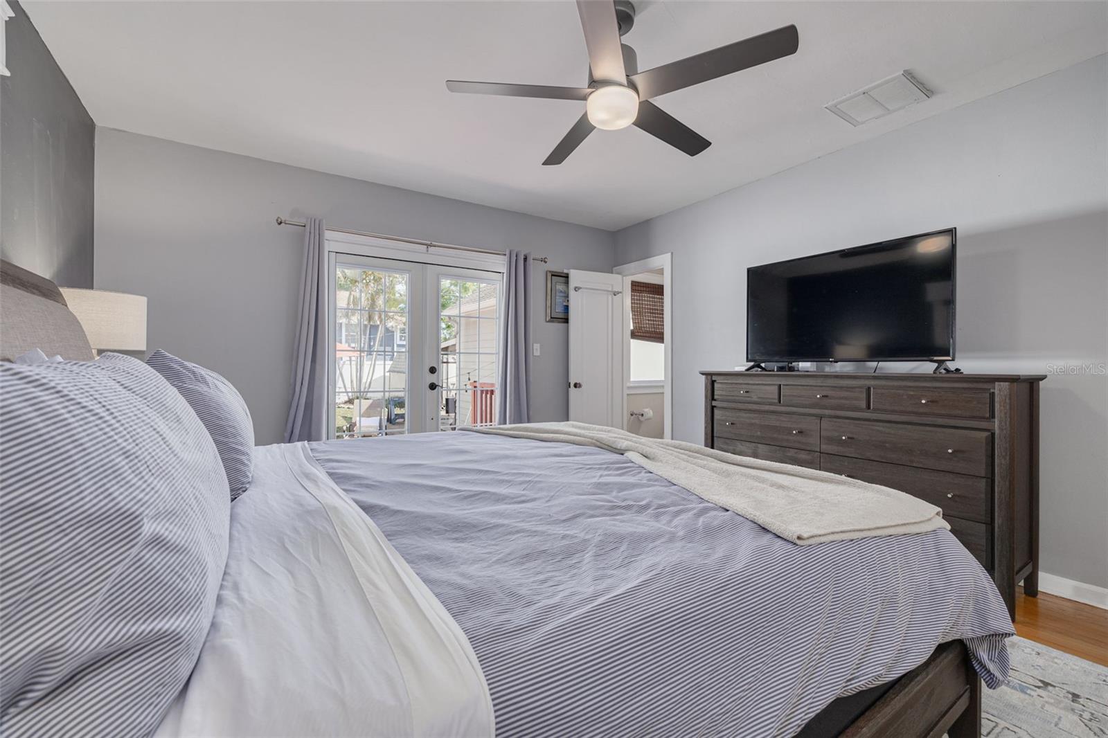 505 27TH AVE N, ST PETERSBURG, FL, 33704