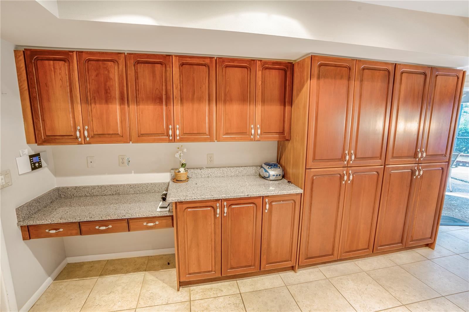 5701 AINSWORTH CT W, TAMPA, FL, 33647