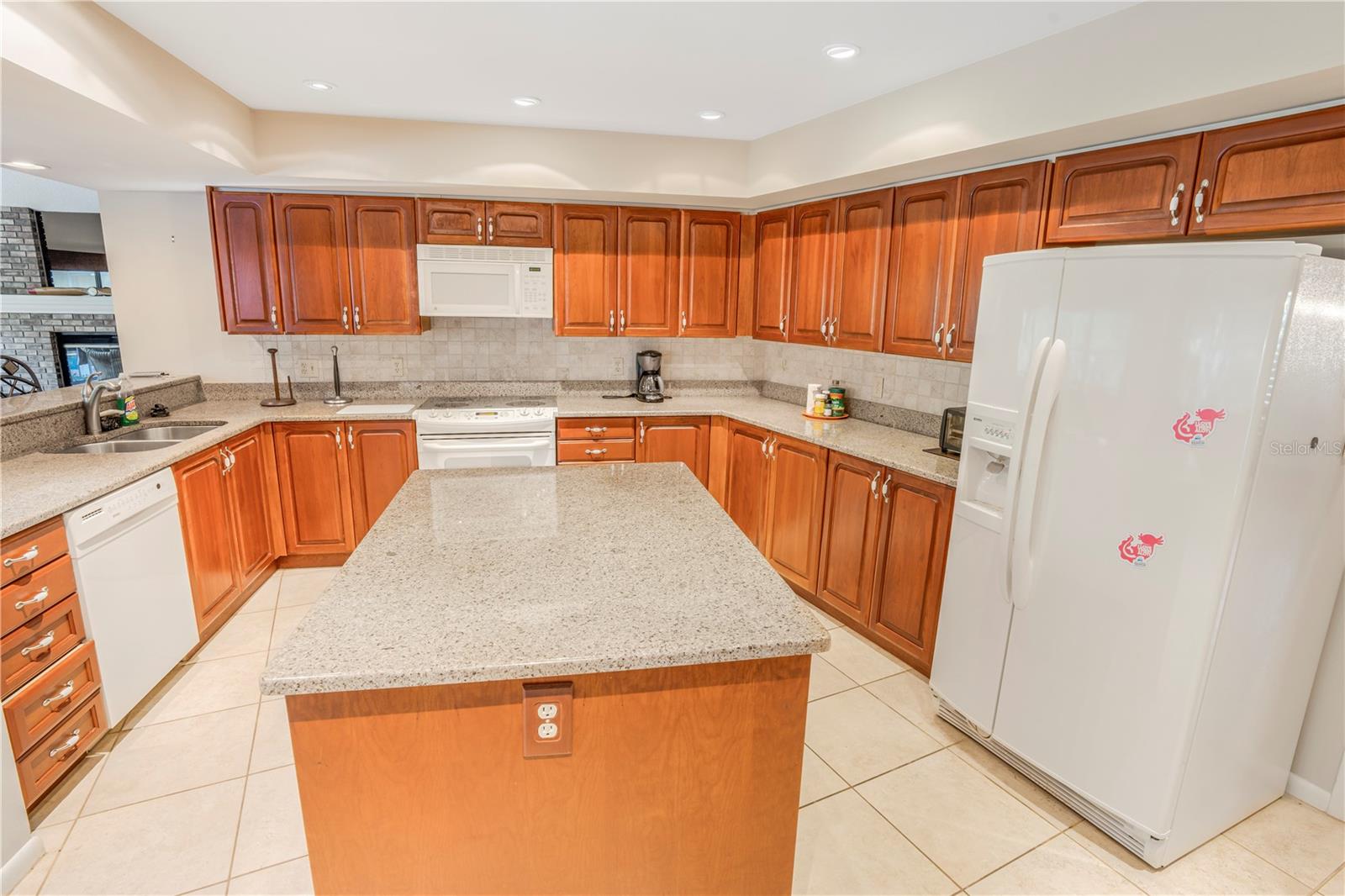 5701 AINSWORTH CT W, TAMPA, FL, 33647