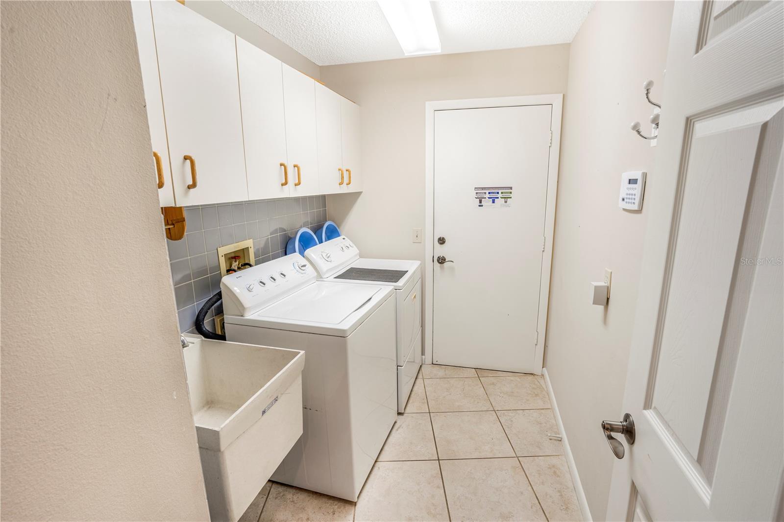 5701 AINSWORTH CT W, TAMPA, FL, 33647