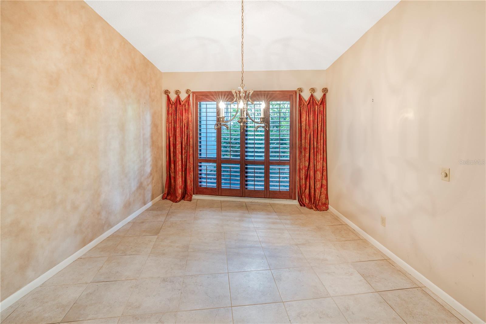 5701 AINSWORTH CT W, TAMPA, FL, 33647