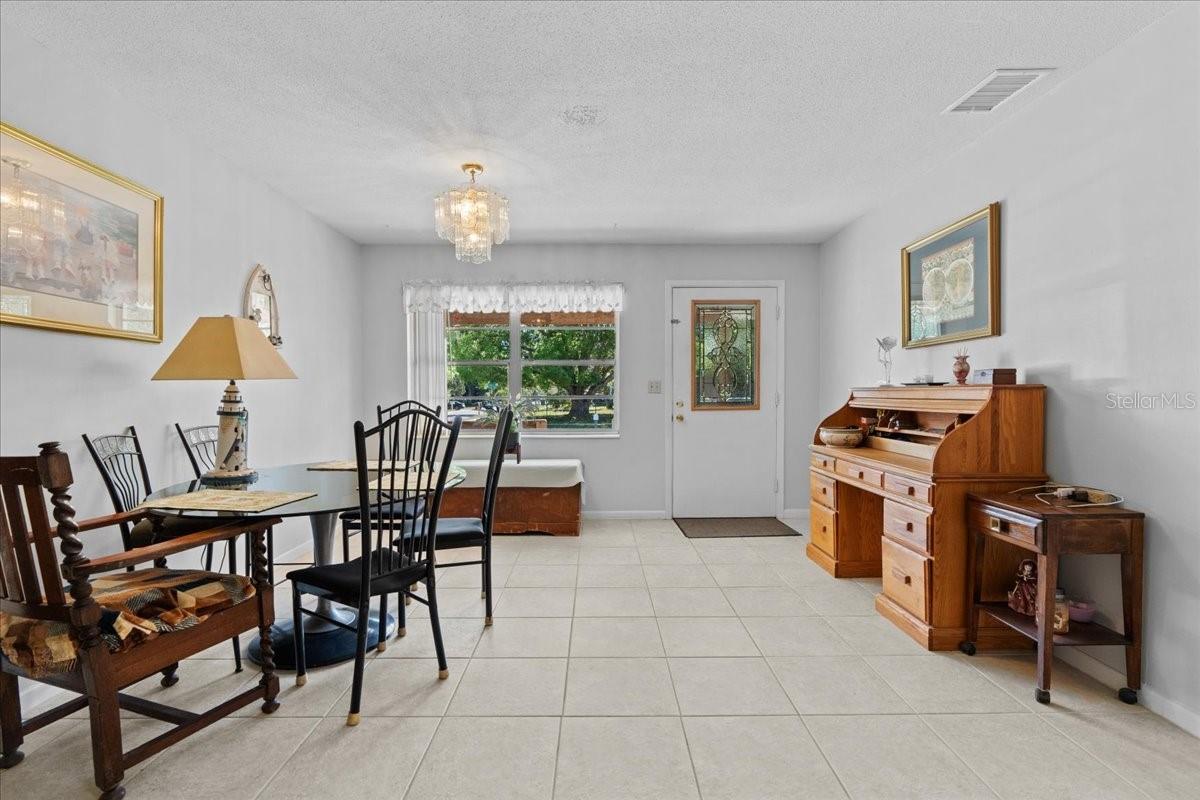 314 AVALONE DR, APOPKA, FL, 32703