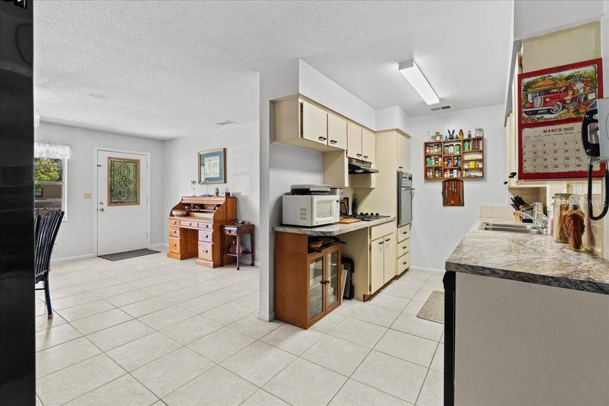 314 AVALONE DR, APOPKA, FL, 32703