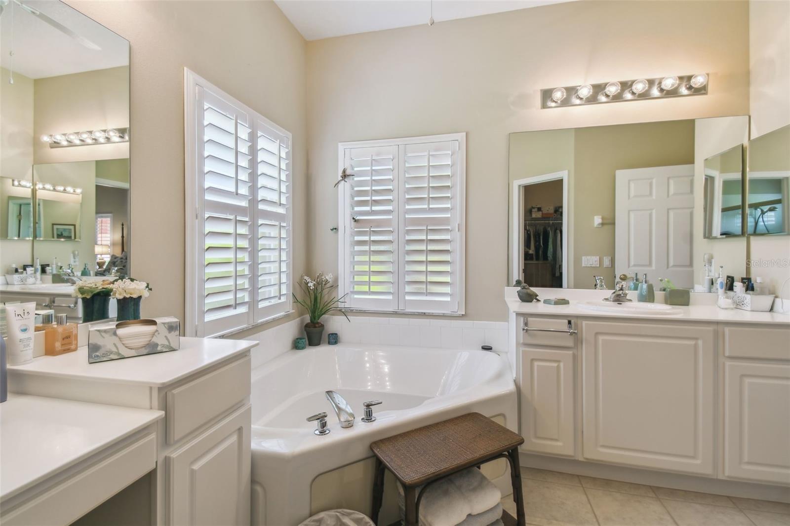 155 CAPE FLORIDA DR, POINCIANA, FL, 34759